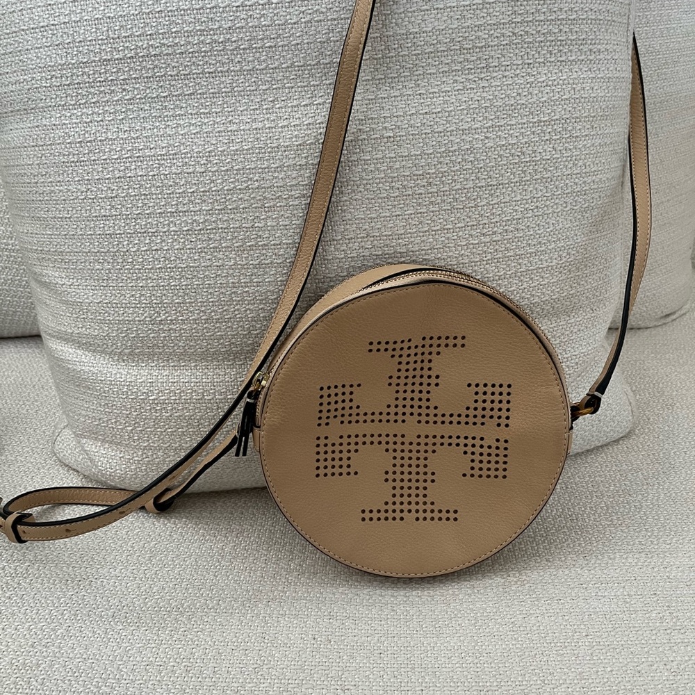Crossbody bag